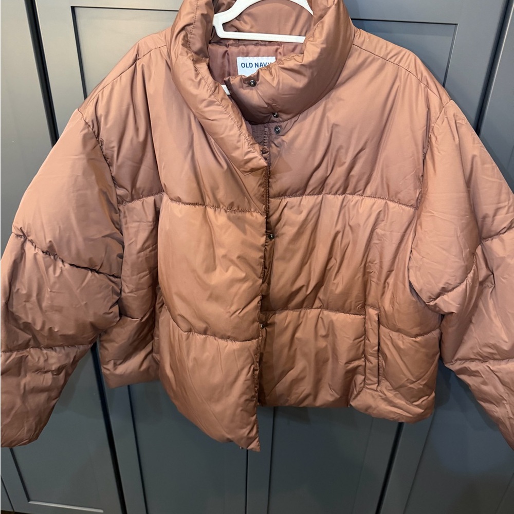 Old Navy Women's Tan Puffer Coat